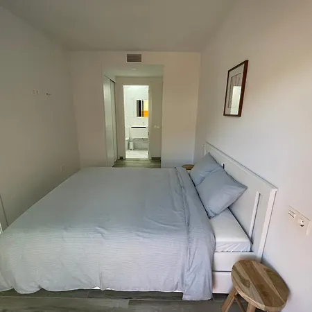 Sol Y Mar Centre 3 Chambres, Piscine, Fitness, Sauna Апартаменти