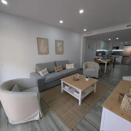 Sol Y Mar Centre 3 Chambres, Piscine, Fitness, Sauna