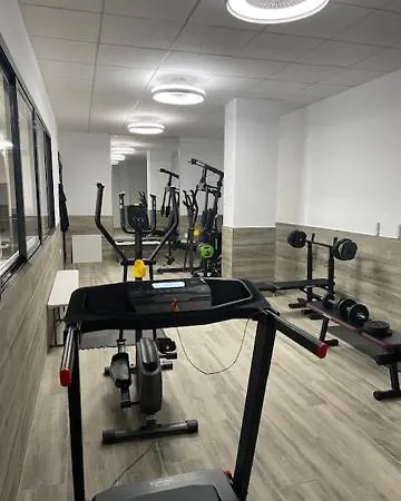 Sol Y Mar Centre 3 Chambres, Piscine, Fitness, Sauna