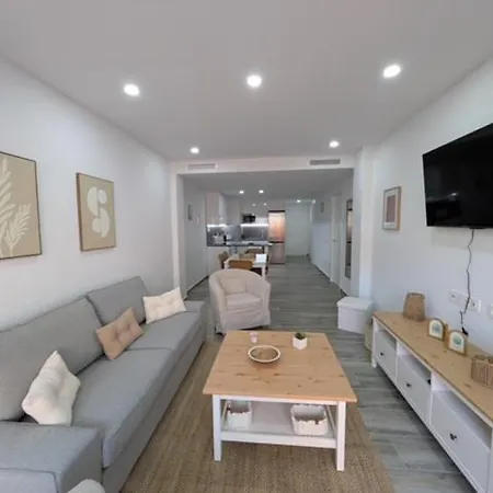 Sol Y Mar Centre 3 Chambres, Piscine, Fitness, Sauna Appartement *