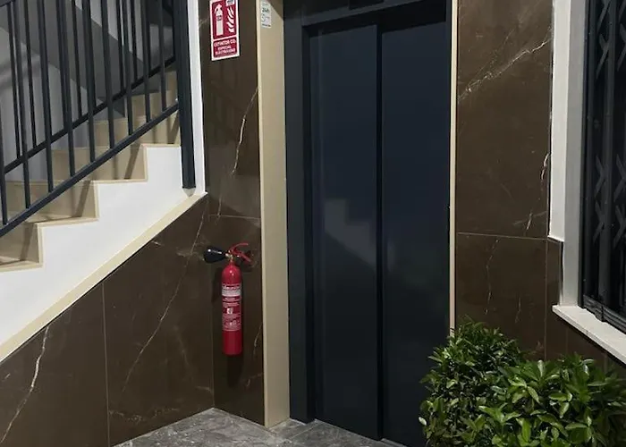 Sol Y Mar Centre 3 Chambres, Piscine, Fitness, Sauna Appartement *